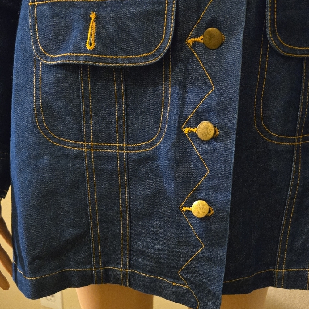 Newport News Blue Jean Jacket Structured Silhouette - Picture 4 of 8